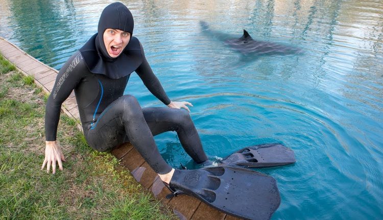 SCUBA DIVING IN POND FOR TREASURE!! (I FOUND IT!)