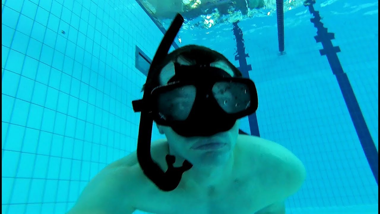 How to use a snorkel for diving down underwater