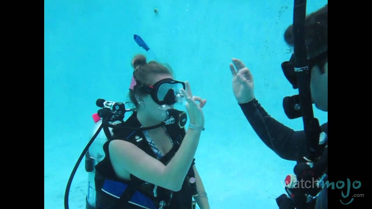 Scuba Diving: Underwater Skills and Lessons