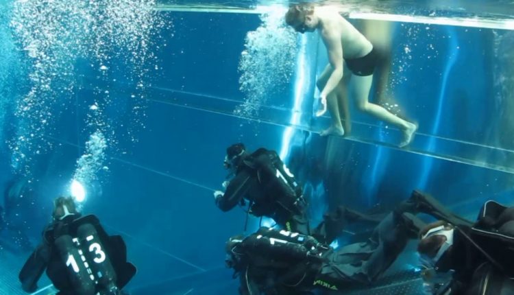 First time scuba diving. Funny moments! Diving school.