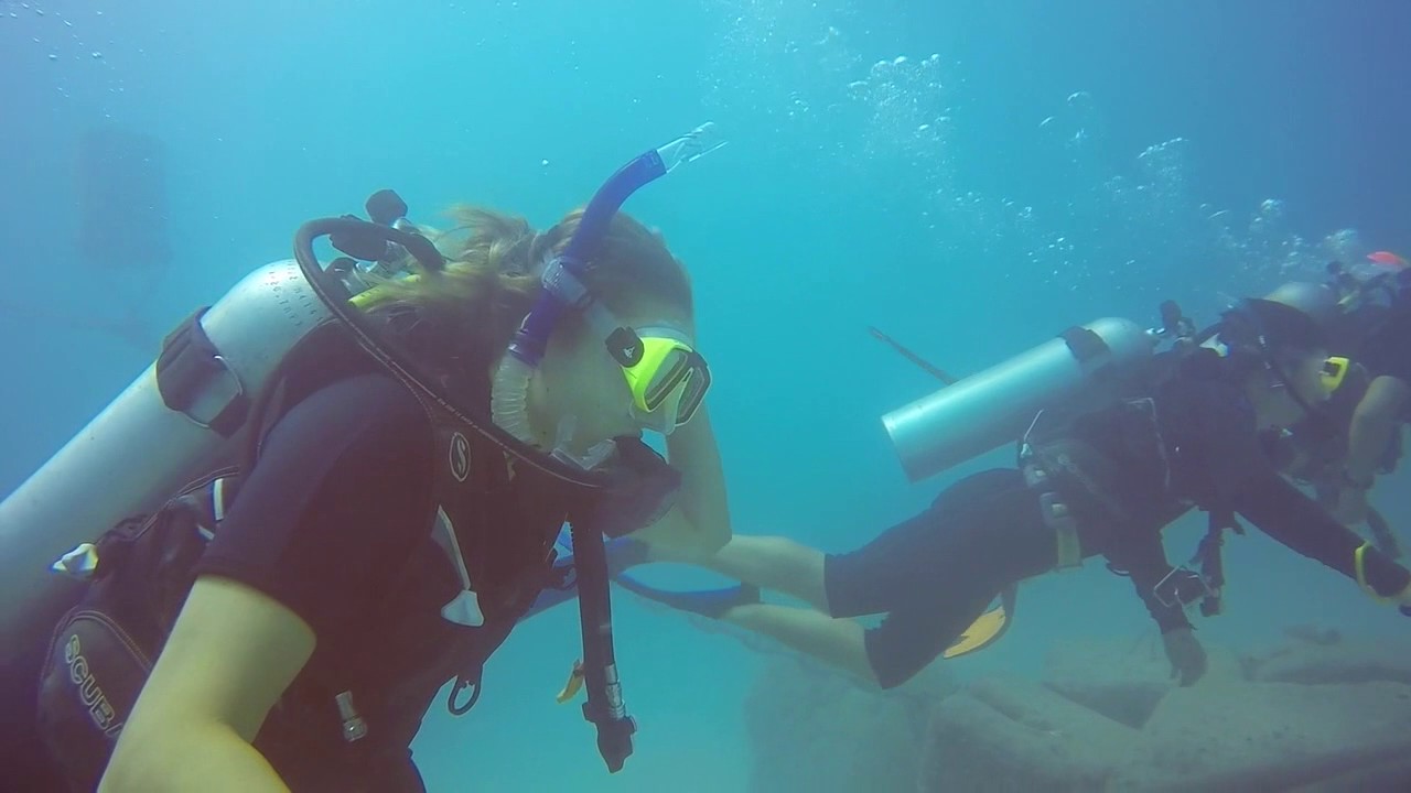 Great Barrier Reef - SCUBA DIVING 2016 - GoPro Hero 4