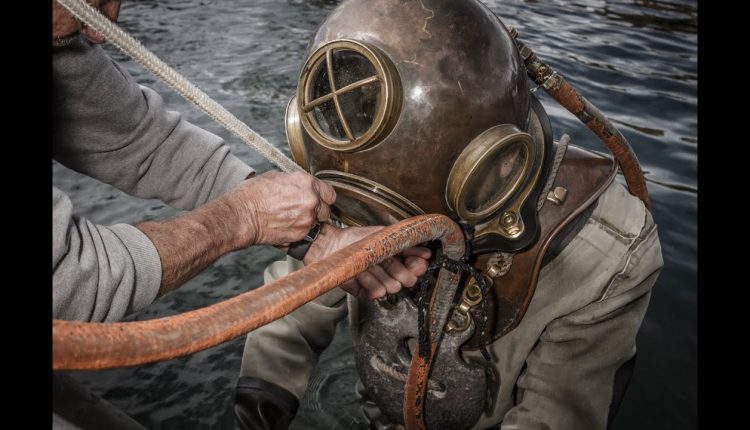 HOW IT WORKS: Old Diving Suit