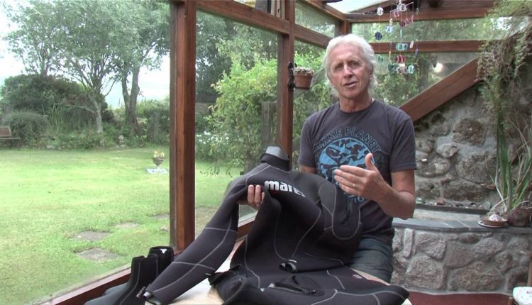 Scuba Diving Equipment Review: Mares Flexitherm Semi-Dry Suit