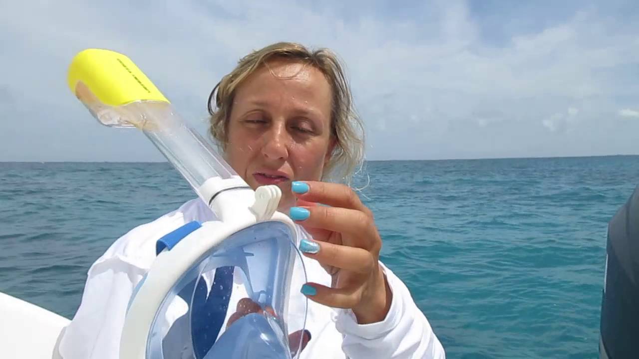 Snorkel Set : Full Face Snorkeling Mask + Adjustable Diving Fins review