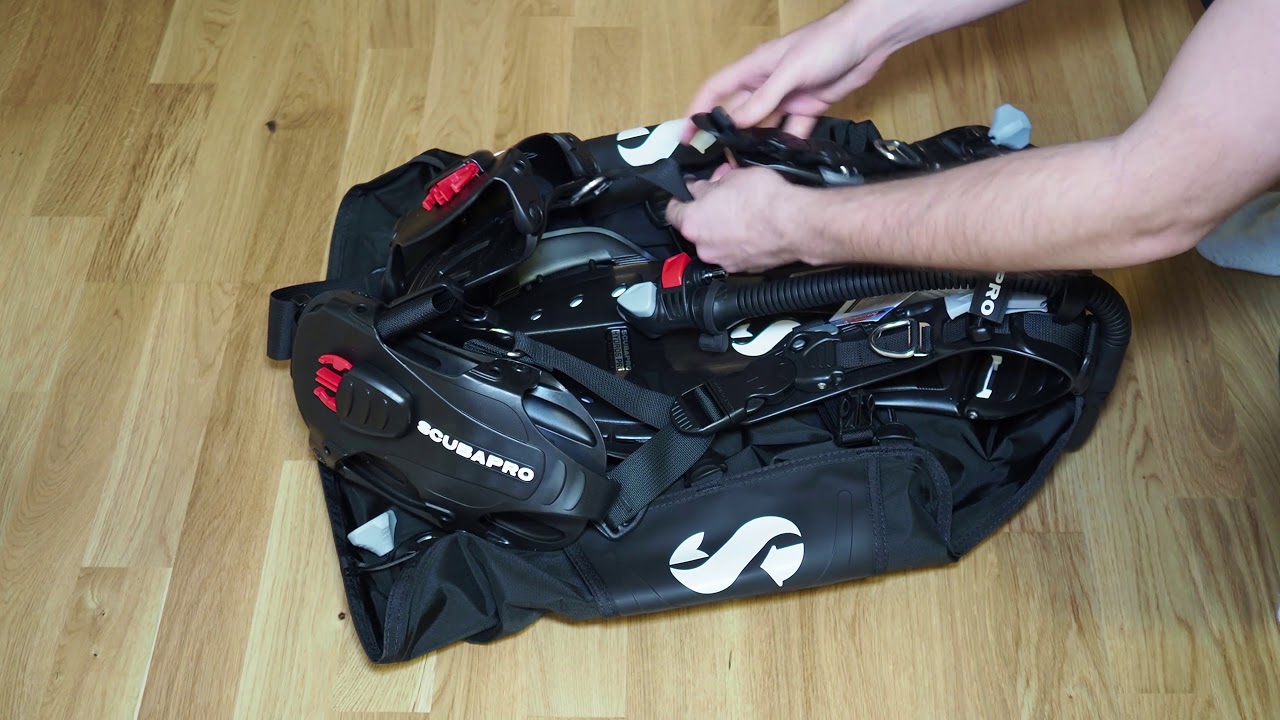 Unboxing the awesome Scubapro Hydros Pro BCD