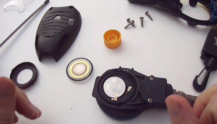 How to Change a Battery in a Suunto Cobra 3