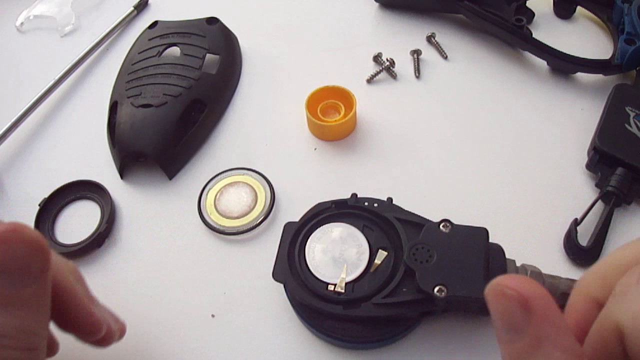 How to Change a Battery in a Suunto Cobra 3