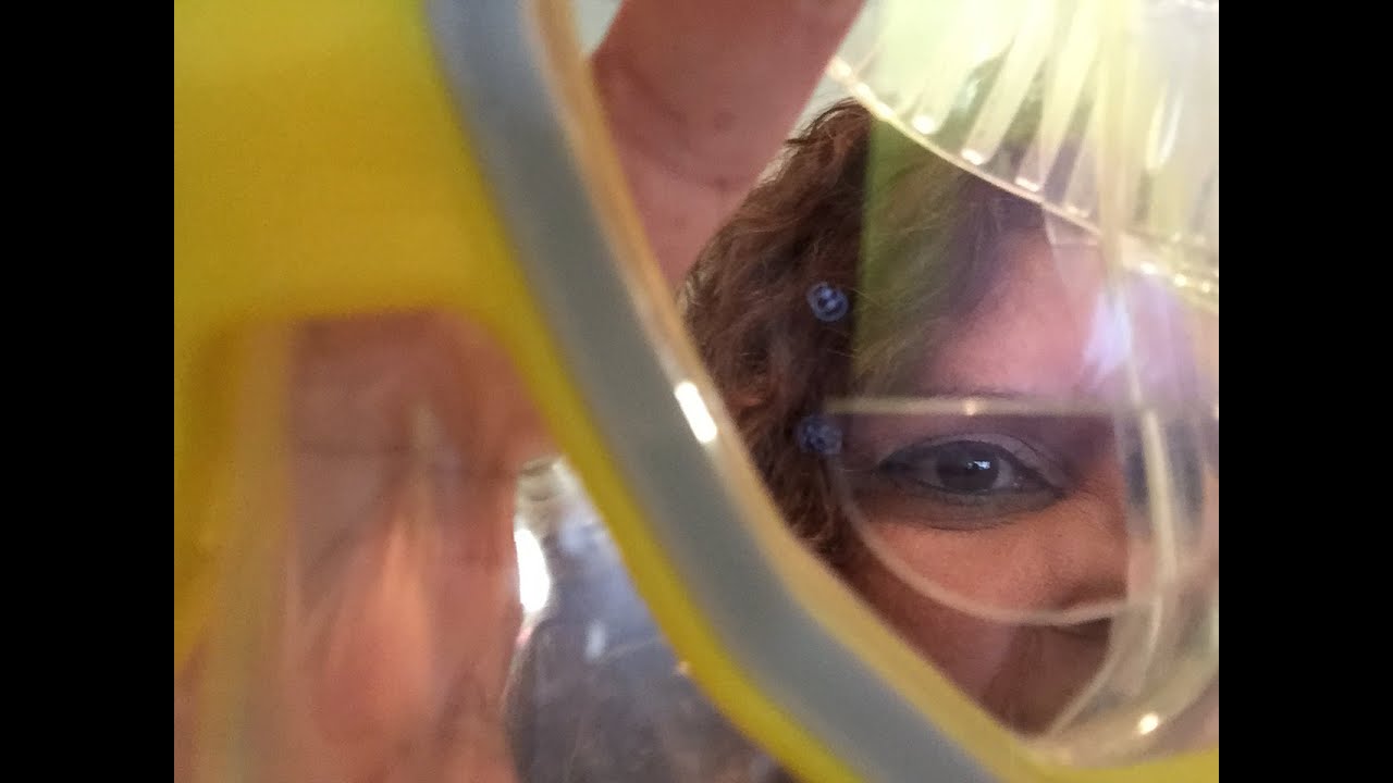 Making a dive mask bifocal