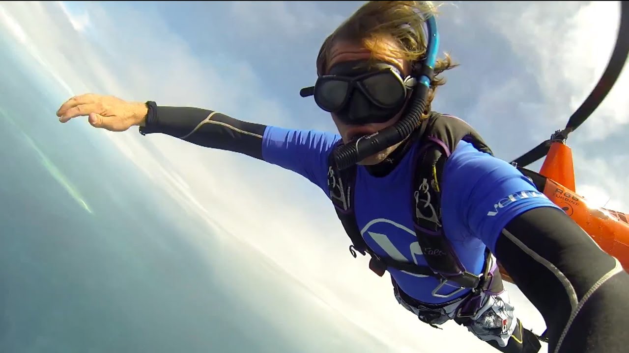 Scuba Skydiving on the Great Barrier Reef in Tropical North Queensland