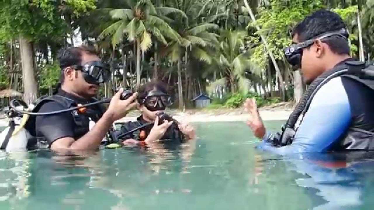 Scuba Diving instructions at Havelock Island