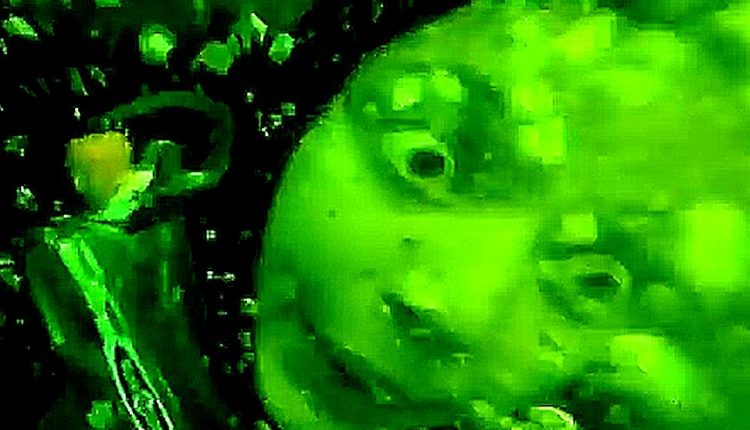 Girl panics. 15 meters depth.