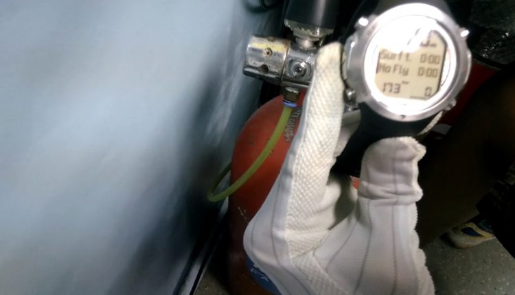 How to use dive computer Suunto D6i