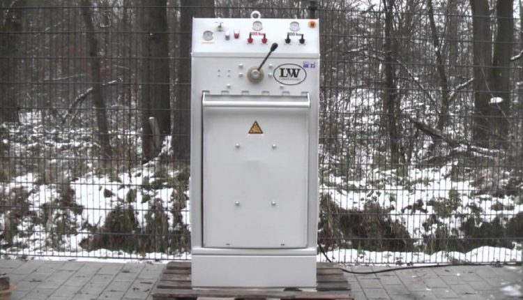 Exploding Scuba Tank in L&W Explosion Safety Box