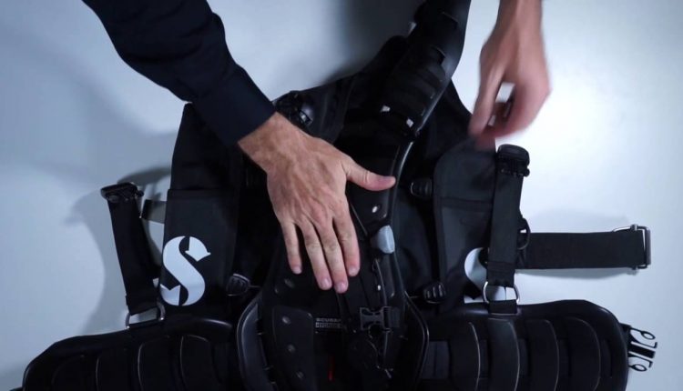 HYDROS PRO: Packing the HYDROS PRO