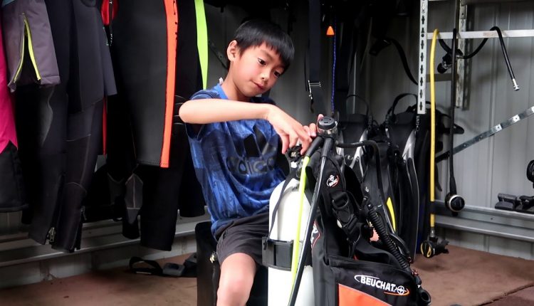 Kids Scuba - Explaining the Scuba Equipment and how to assemble it - Kids Version