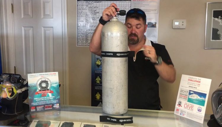 Mares XR Elastic Strap Hose Retainer