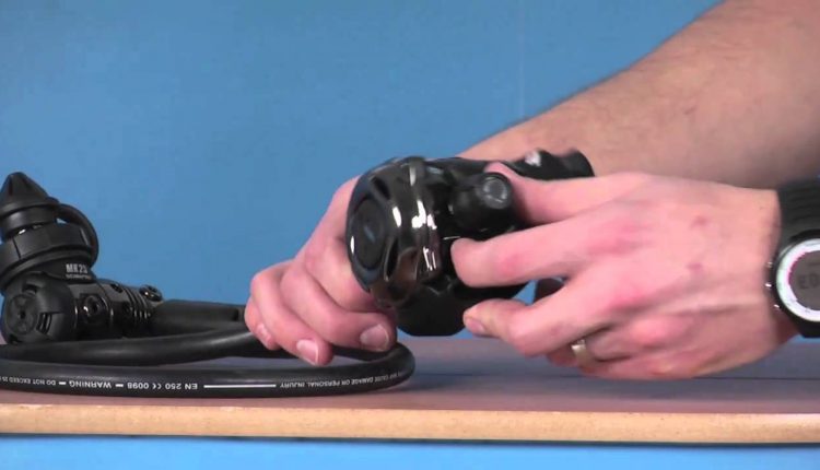 Scubapro MK25 A700 Black Tech Regulator - www.simplyscuba.com