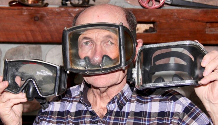 Vintage Scuba: My Mask Is Bigger Than Yours - S04E10