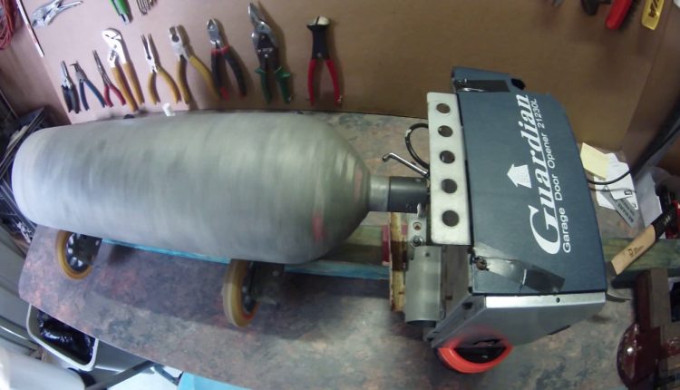 Scuba dive tank rumbling