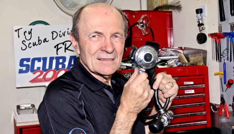 Scuba Tech Tips: When To Buy A New Regulator - S05E12