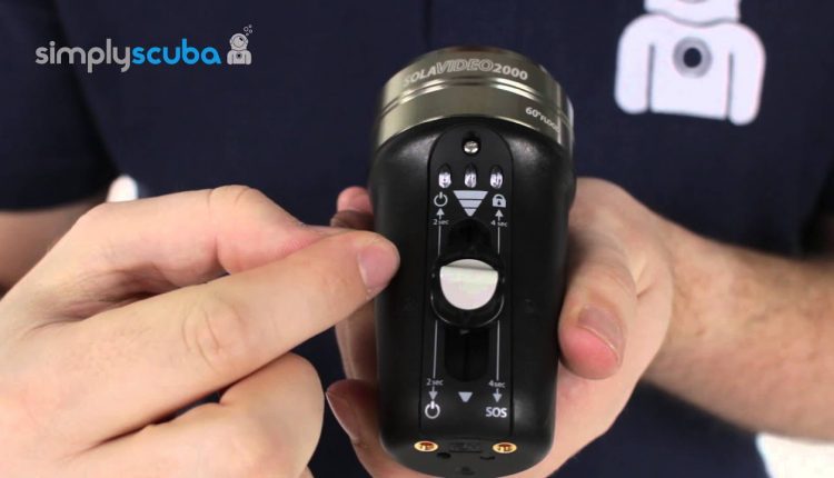 LIGHT AND MOTION Sola Video 2000 F - www.simplyscuba.com